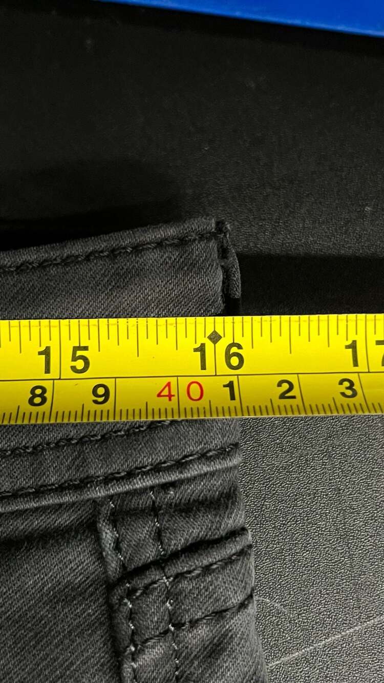 DSquared2 Authentic Denim Black Jeans - Picture 8 of 9
